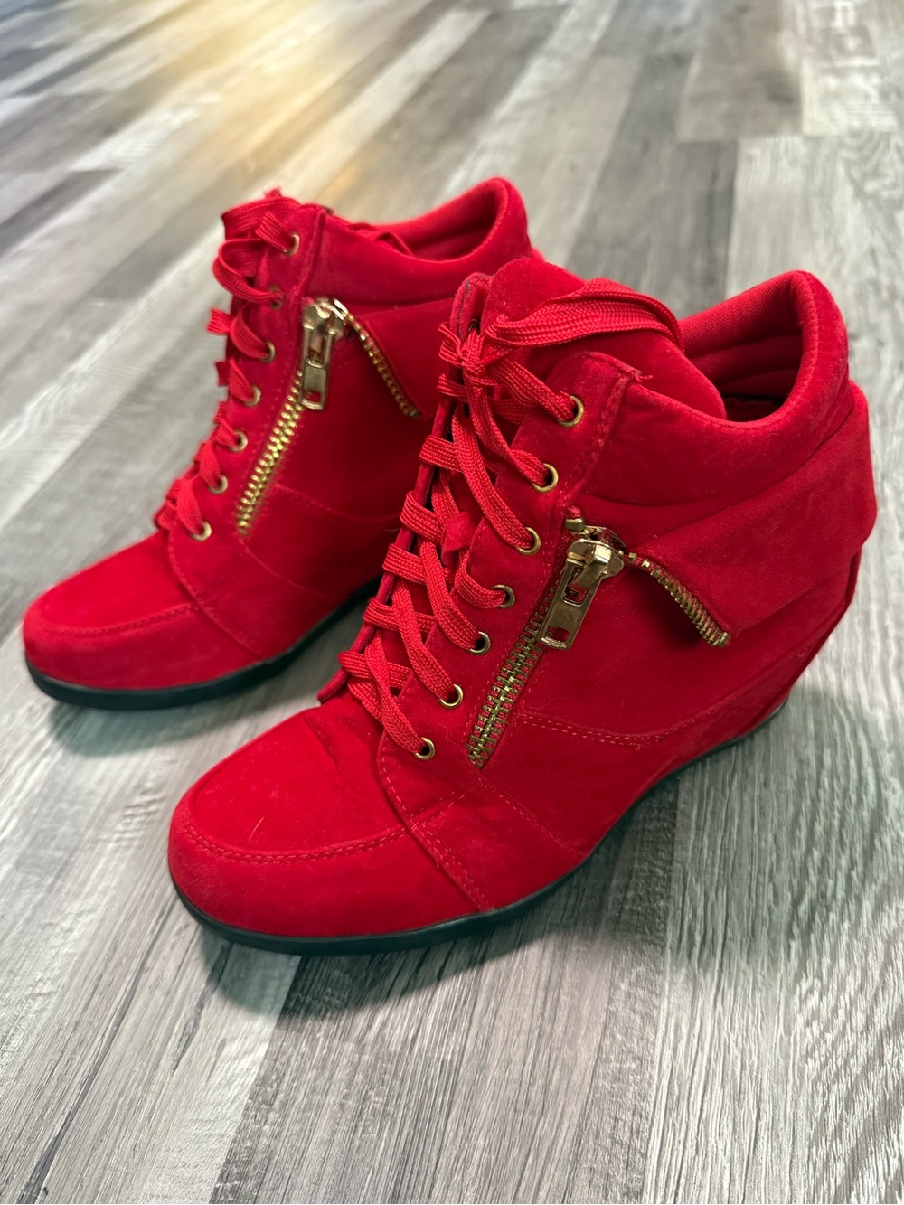 Red Wedge Sneaker Boots with Gold Zipper - Picture 3 of 10